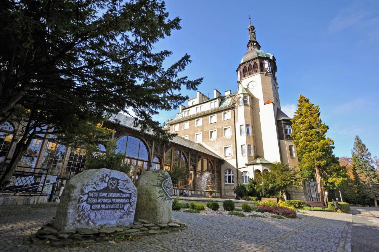 Hotel Dom Zdrojowy Świeradów-Zdrój Exterior foto