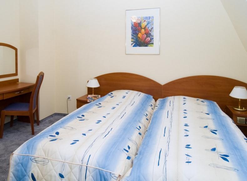 Hotel Dom Zdrojowy Świeradów-Zdrój Zimmer foto